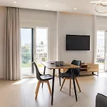 30 Roses Grey Апартаменты *