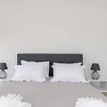 30 Roses Grey Апартаменты *