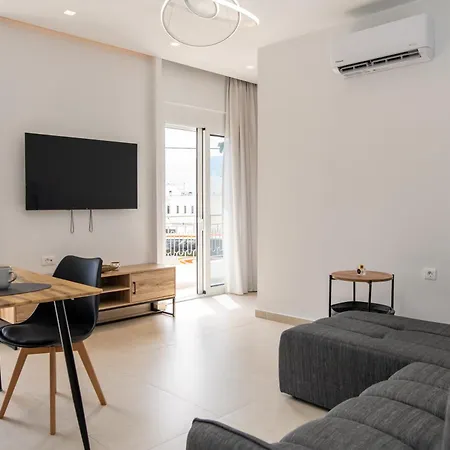 アパート 30 Roses *