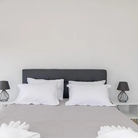 30 Roses アパート *