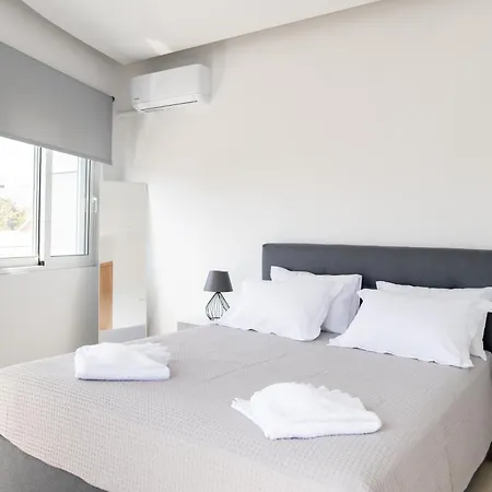 アパート 30 Roses