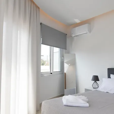 30 Roses Apartment Kos Town