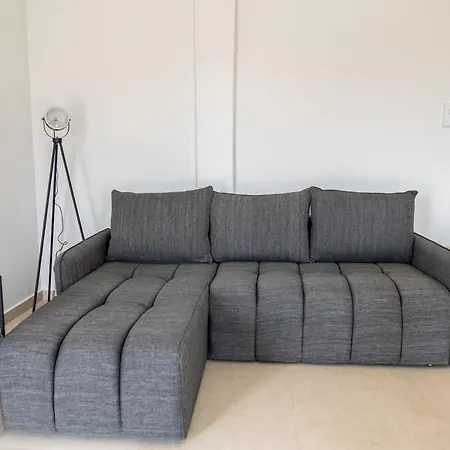 Daire 30 Roses Grey